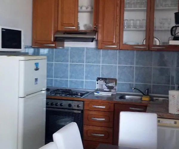 With Parking Space Krusevo, Novigrad - 17149 דירה